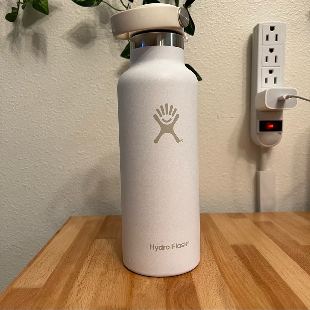 Skyline Series White Hydro Flask